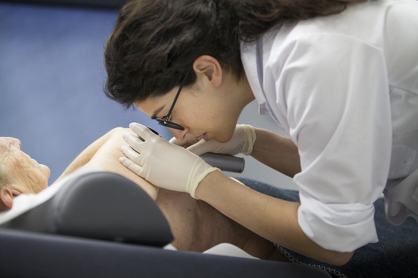 2-1dermatologists-2