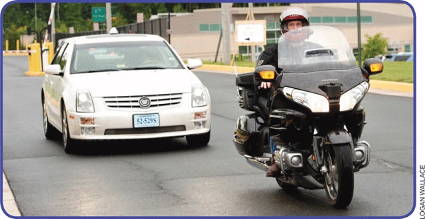 9-29Motorcyle-Car-2