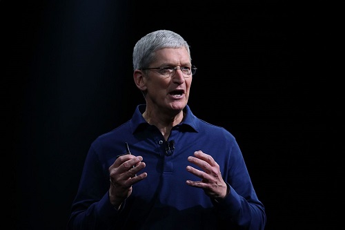 10-26TimCook-2